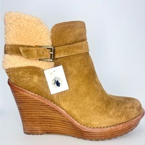 Rare Australian UGG Wedge Ankle Boots Shearling Lined Women’s 9